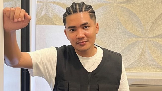 Syahriyadi penyanyi lagu "Gadis Manis Kalimantan" yang kini tengah viral dan mencuri perhatian. [Instagram]