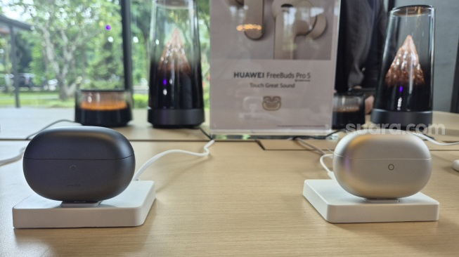 Huawei FreeBuds Pro 5. [Suara.com/Dythia]