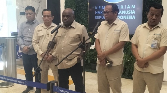 15 warga Sipil Tewas di Kembru Papua, Menteri HAM Pigai: Pelaku Sudah Diketahui, Jangan Sembunyi!