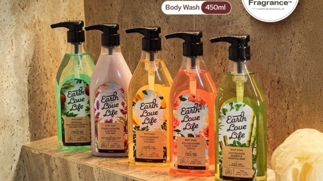 Earth Love Life Bulgarian Rose & East Nusa Vanilla (Shopee)