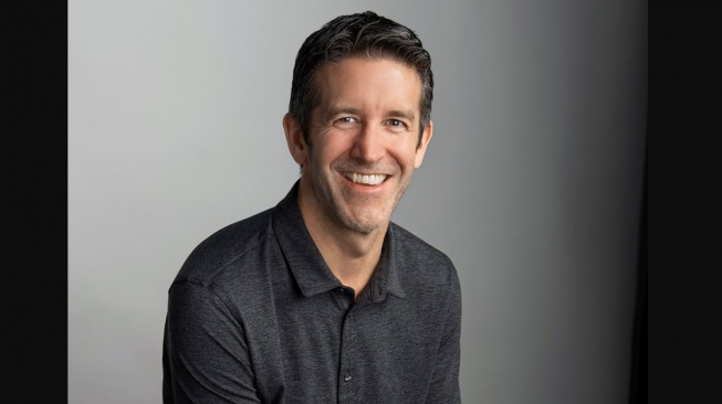 Profil John Ternus: CEO Apple Anyar Pengganti Tim Cook Dikenal Sebagai Sosok 'Inovator'