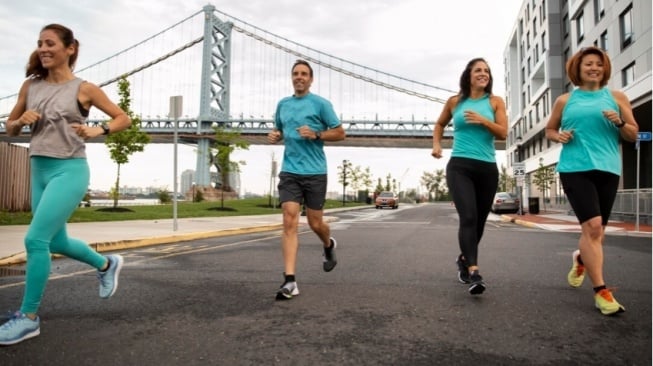 5 Rekomendasi Kaos Kaki Lari Anti Lecet, Olahraga Makin Aman dan Nyaman