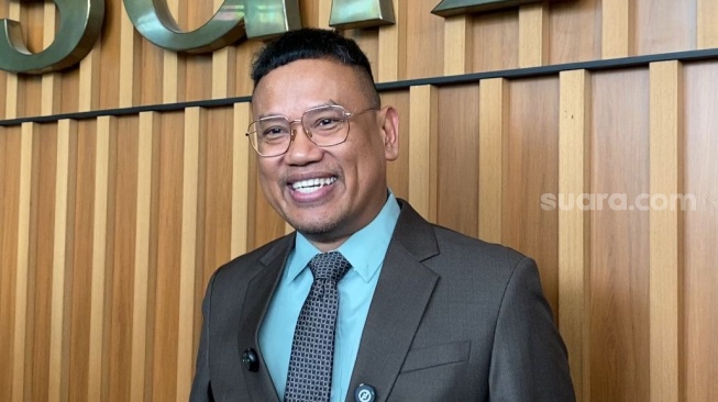 Sudah Hitung-hitungan Modal, Uya Kuya Malah Tertarik Bikin Dapur MBG?