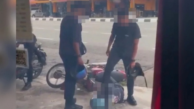 Viral Polisi Injak Kepala Seorang Warga, Korban Ditarik dari Motor Sampai Terjatuh