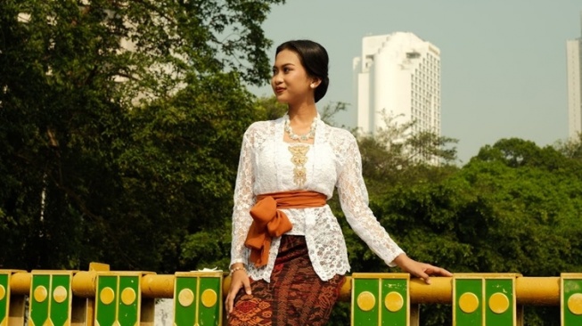 Speak Up Like Kartini: Emansipasi Perempuan di Era Media Sosial