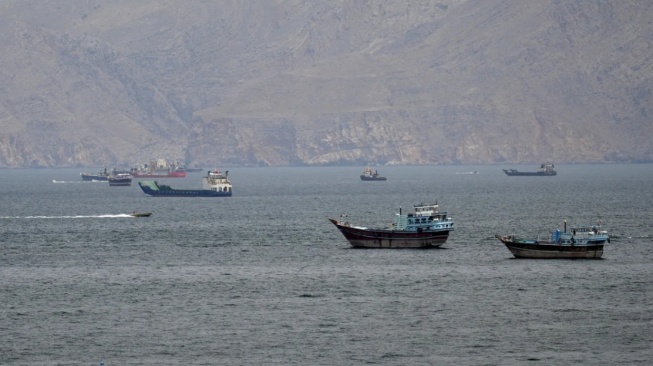 IRGC Tangkap 2 Kapal di Sekitar Perairan Iran, Alasannya Bikin Kaget