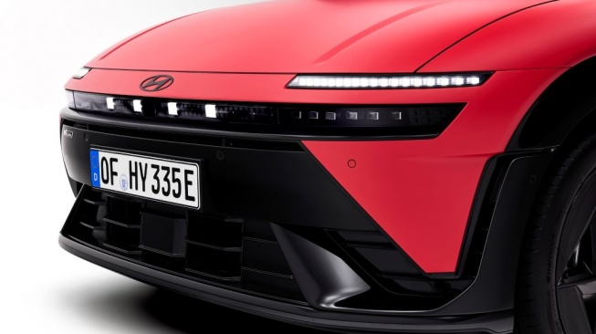 Hyundai rilis IONIQ 3 sebagai hatchback listrik terbaru. (Foto: Hyundai)