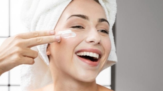 4 Physical Sunscreen Lokal Allantoin, Redakan Kemerahan pada Kulit Sensitif