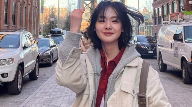 Perankan Produser, Park Ye Young Bergabung dalam Drakor Sold Out on You