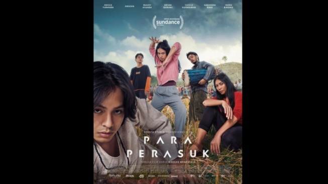 Ulasan Film Para Perasuk: Menggali Sisi Gelap Manusia Lewat Ritual Budaya