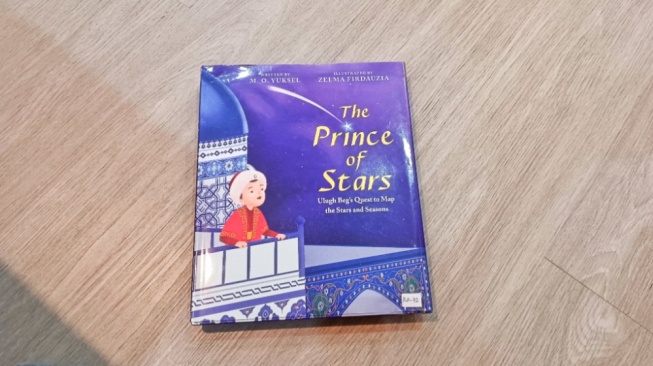 Menyusuri Langit Bersama Ulugh Beg dalam Buku The Prince of Stars