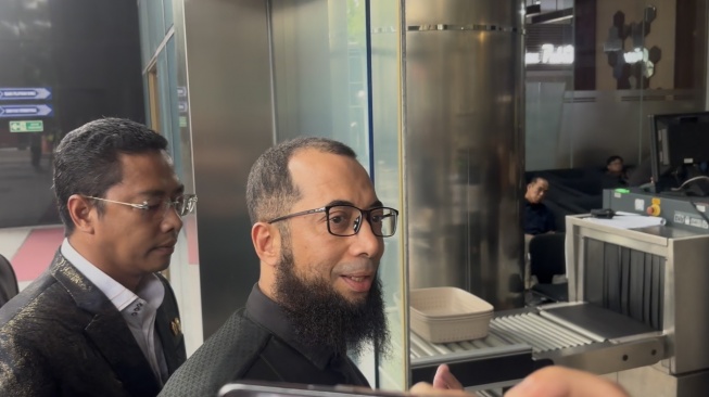 Penuhi Panggilan KPK, Ustaz Khalid Basalamah: Saya Tidak Kenal Pihak yang Terlibat Korupsi Haji