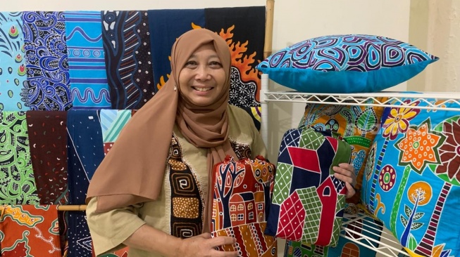 Perjalanan Batik Tulis Ethnic Gendhis, dari Ruang Tamu hingga Ekspor ke Inggris
