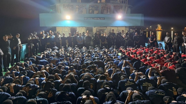 263 Napi Risiko Tinggi Dipindah ke Nusakambangan, Terbanyak Asal Riau!