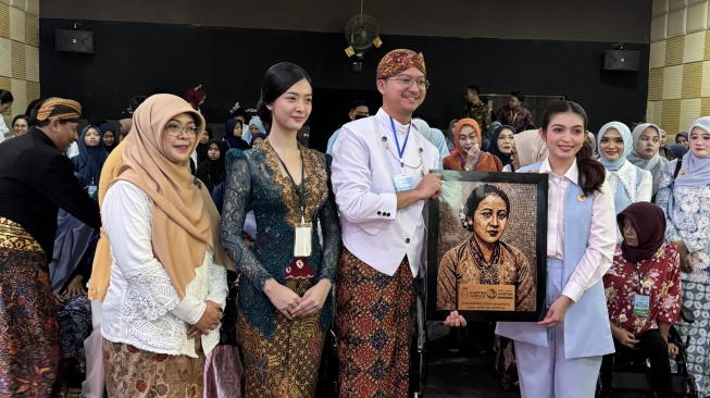 Menakar Kemandirian Ekonomi Perempuan RI