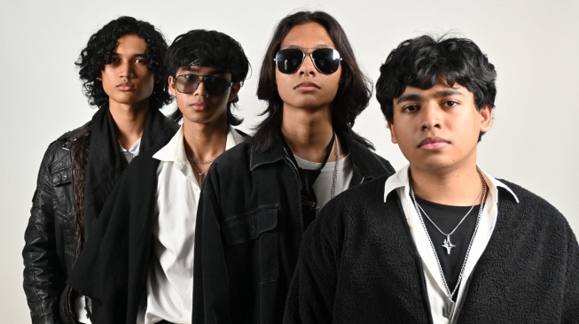 Bukan Sekadar Daur Ulang, BluntSheep Ubah 'Cinderella' Jadi Lagu Pop Rock yang Lebih Enerjik!