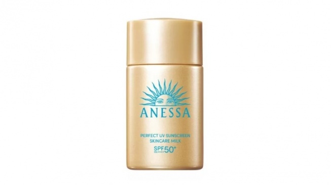 Anessa Perfect UV Sunscreen Skin Care Milk SPF 50+ PA++++ (Shopee)