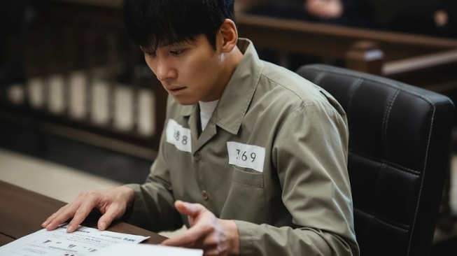 The Manipulated: Saat Korban Terpaksa Menjadi Pelaku untuk Bertahan Hidup