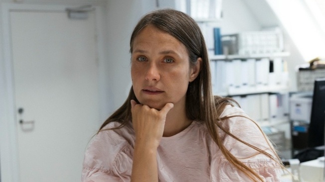 UNIQLO x Cecilie Bahnsen Debut di Indonesia, Koleksi Feminin Romantis Siap Jadi Statement Daily Wear