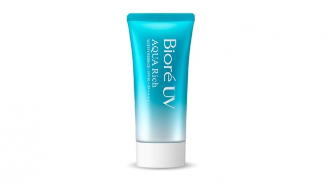 Biore UV Aqua Rich Skincare Sunscreen (Shopee)