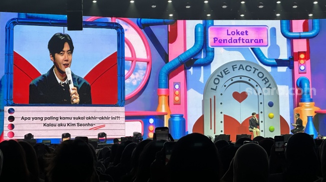 Fan Meeting Kim Seon Ho di Jakarta Berlangsung Meriah, Challenge Kasih Paham Bos Bikin Heboh