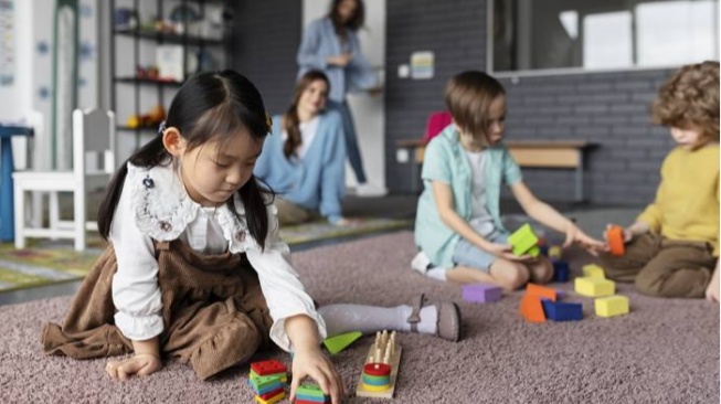 Selain Daycare, Anak Bisa Dititipkan ke Mana yang Aman? Ini Pilihan Terbaik