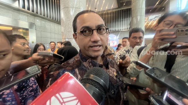 OJK Terima Dua Paket Calon Direksi BEI