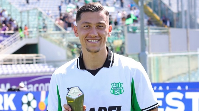 Jay Idzes Sabet MOTM di Serie A Italia, Eks Bintang Manchester United Beri Apresiasi