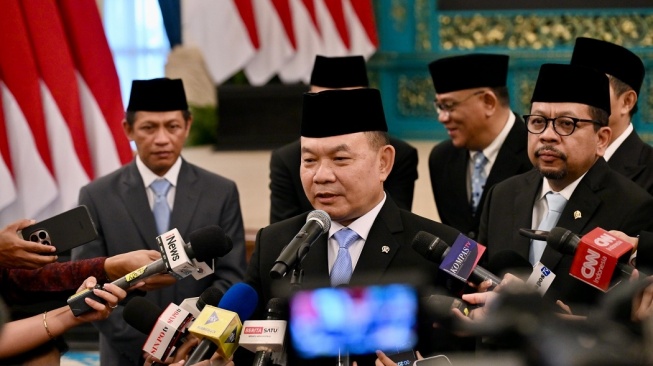 Resmi Dilantik Jadi KSP, Dudung Masih Rangkap Jabatan Penasihat Khusus Presiden