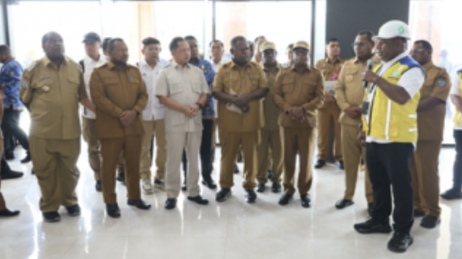 Awali Kunjungan di Papua Barat Daya, Mendagri Tito Tinjau Kawasan Pusat Pemerintahan