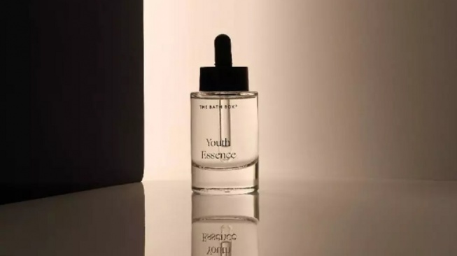 THE BATH BOX Youth Essence (Shopee)