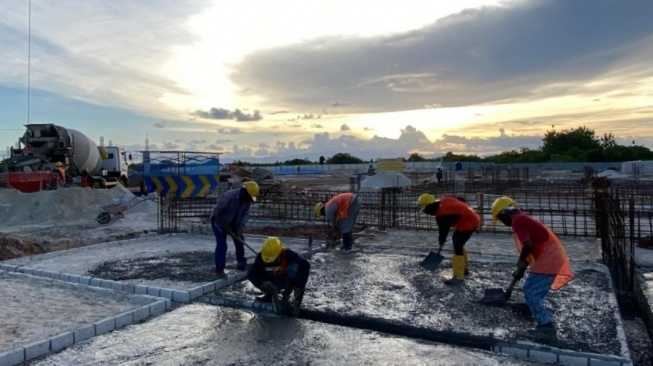 Pengerjaan dilakukan oleh para pekerja yang berkomitmen tinggi. (Dok: Brantas Abipraya)