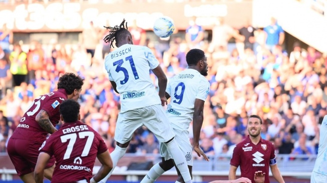 Blunder Carlos Augusto Bikin Inter Milan Gagal Bawa Tiga Poin dari Markas Torino