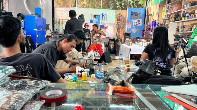 Tersesat di Jagakarsa, Menemukan GUDRND: Cerita di Balik Sampah yang Menjelma Jadi Karya