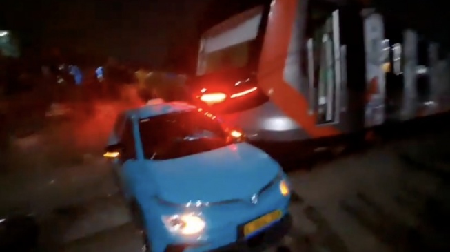 Green SM Buka Suara Usai Keterlibatan Taksi dalam Kecelakaan KA di Bekasi