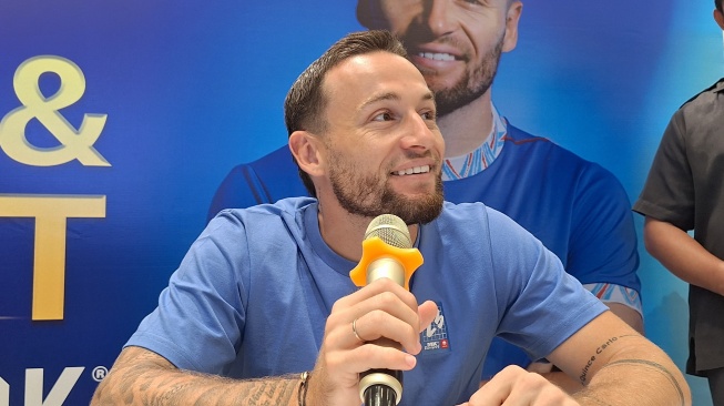 Senang Dipanggil Timnas Indonesia, Marc Klok Masih Fokus Bersama Persib Bandung