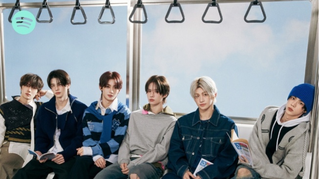 Sambut Takdir Cinta dengan Tulus, TWS Resmi Comeback Lewat Lagu 'You, You'