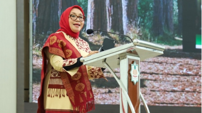 Usul Gerbong KRL Khusus Wanita di Tengah, Menteri PPPA Arifah Fauzi dari Partai Apa?