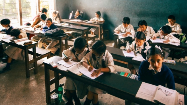 Dampak Kesenjangan Ekonomi terhadap Motivasi dan Ekspektasi Pendidikan Siswa