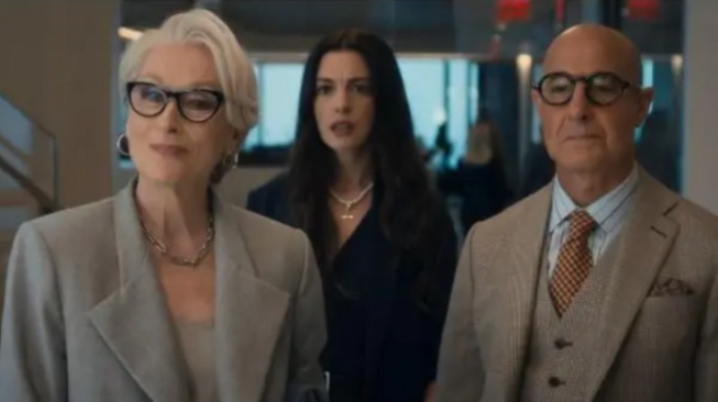 Tayang Hari Ini! Review The Devil Wears Prada 2: Reuni Trio Ikonik Tapi Konflik Kurang Nendang