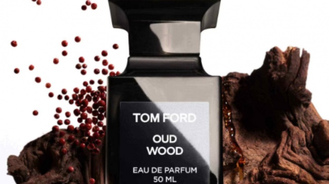 Parfum Tom Ford Oud Wood Berapa Harganya? Ini 5 Alternatifnya yang Wangi dan Lebih Murah
