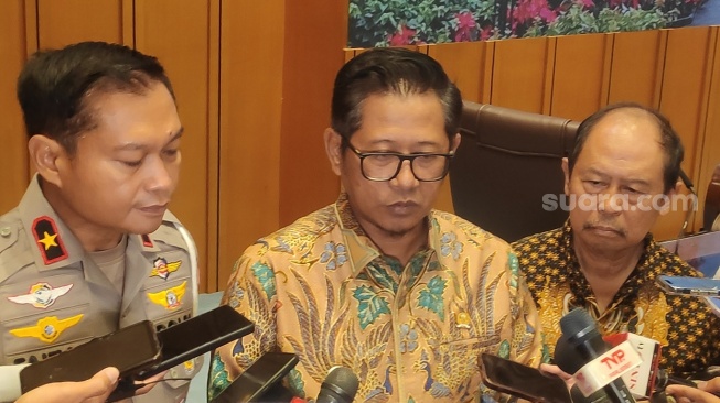 Anggaran Rp4 T untuk 1.800 Perlintasan Kereta, DPR: Cukup Buat Palang Pintu, Gak Cukup Buat Flyover