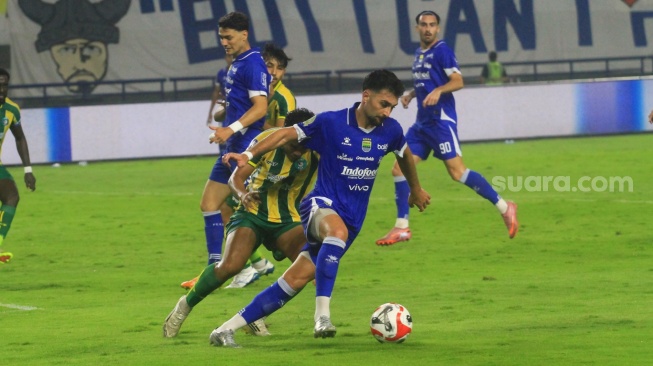 Frans Putros Fokus Hadapi Bhayangkara, Persib Bidik Sapu Bersih Lima Laga