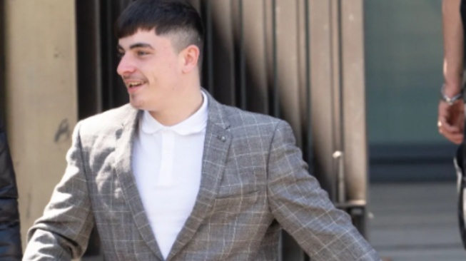 Sadis! Pemuda Mabuk Lempar Kucing dari Balkon Setinggi 6 Meter Cuma Disanksi Ringan [Istimewa]