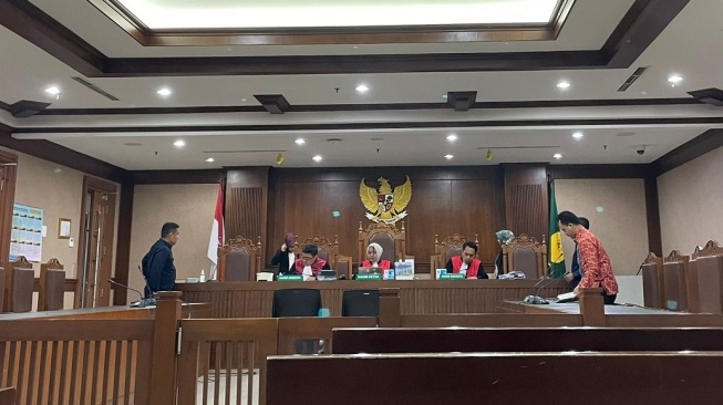 Kado Pahit Jelang May Day, Perusahaan Global Commscope Diseret ke Meja Hijau PN Jakpus Soal PHK