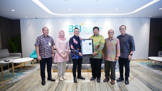 BSI Jadi Perusahaan dan Bank Pertama di Indonesia Raih Sertifikasi ISO 56001:2024