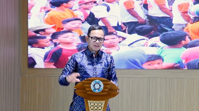 Kuliah Umum di USU, Wamendagri Tekankan Pentingnya Ideologi & Strategi dalam Kepemimpinan Daerah