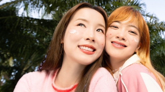 Tak Perlu Takut Breakout, Ini Solusi Sunscreen Nyaman untuk Kulit Rentan Berjerawat