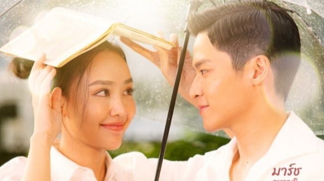 Sinopsis Lets Begin Again, Drama Thailand Dibintangi Namtarn Pichukkana