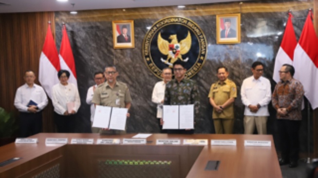 Mendagri Saksikan Penandatanganan Kerja Sama Danantara-Pemprov DKI Jakarta Percepat Pembangunan PSEL